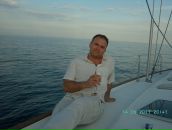 Фотография Якиса Влада