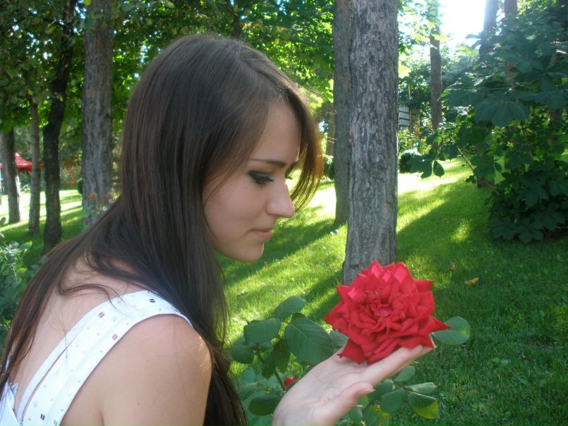 №18, Яна Галицкая, 31 год №18, Яна Галицкая, 31 год