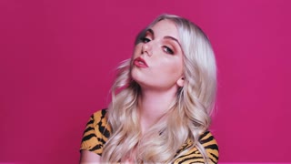 Brooke Barry - Wake Up (Official Video 2019)