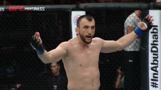 Муслим Салихов нокаутировал Нордина Талеба на UFC 242