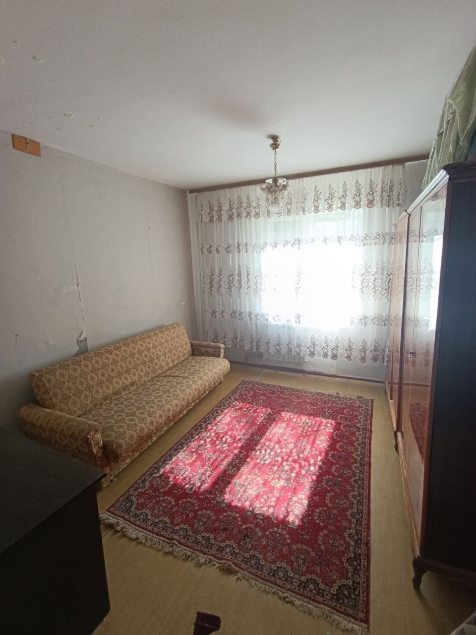 Продам 2 комн. квартиру кв. Волкова 2/9 этаж , 54 кв. м., не угловая. Утеплена снаружи. Окна пластик, балкон застеклен. . Долгов и прописанных нет. Цена 4 300 000 руб. Тел: +79591914944 ( telegram, WhatsApp, Max) Алексей...