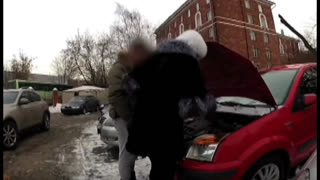 Лиса Рулит 2013 - Автомобильный развод бабы за рулем. Лиса Рулит.